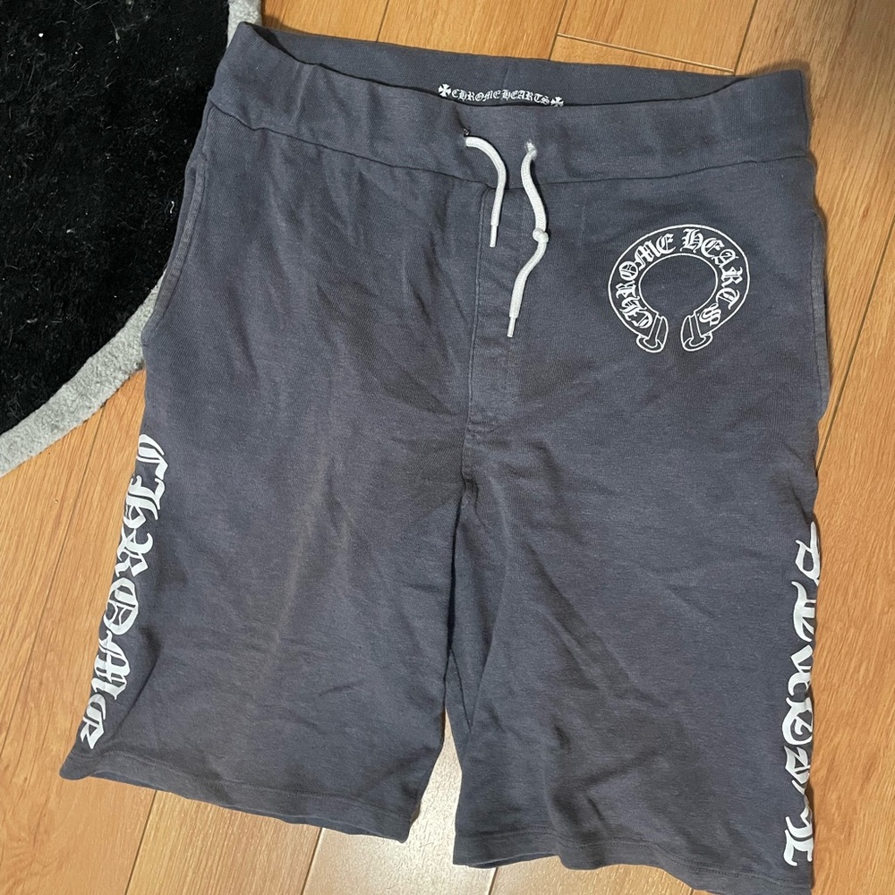 chrome hearts sweat shorts